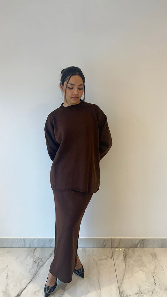 Brown Knit Skirt Coord